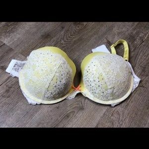 Victoria’s Secret Dream Angels Push-up 36DD